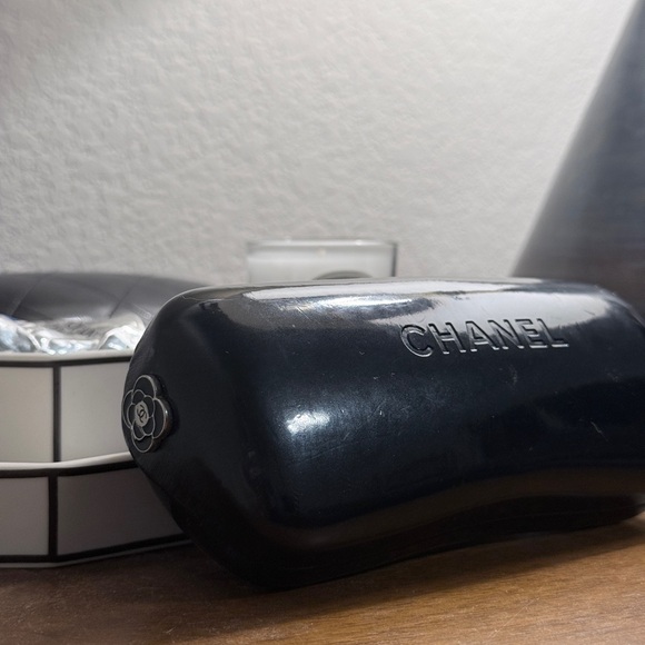 CHANEL Accessories - CHANEL Glossy Black Eyewear Case